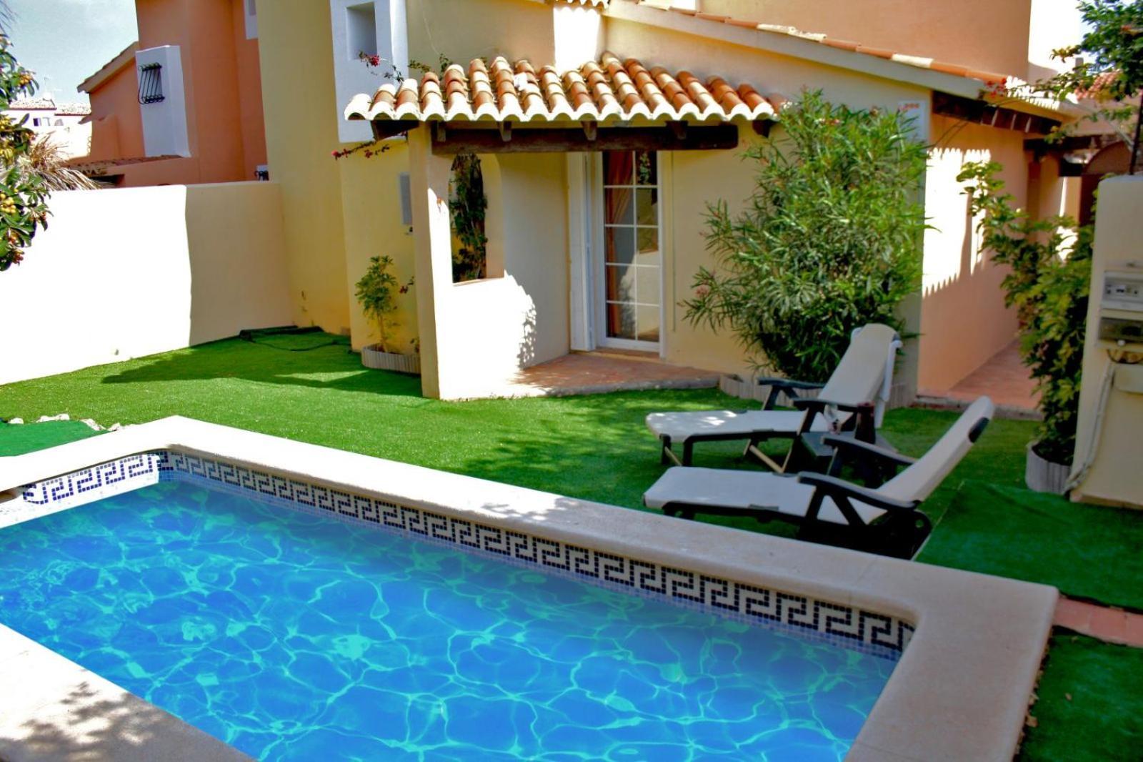 גראן אלקנט Bungalow Con Piscina 28 מראה חיצוני תמונה